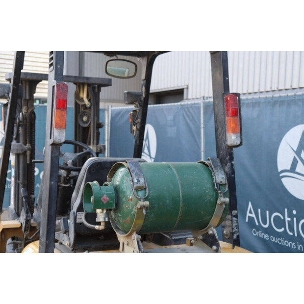 1999 كاتربيلر GP15K-45340195