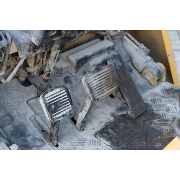 1999 كاتربيلر GP15K-45340201