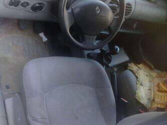 2003-renault-kangoo-1414040-45353681