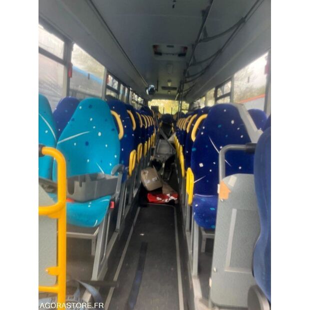 2011 Mercedes-Benz INTOURO-45353709