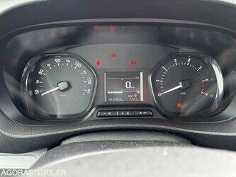 2019-citroen-jumpy-1414050-45353755