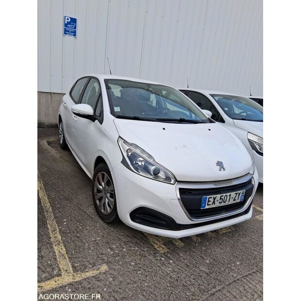 2018 بيجو 208-45353772