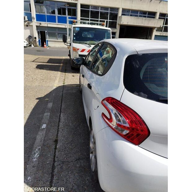 2012 بيجو 208-45353798