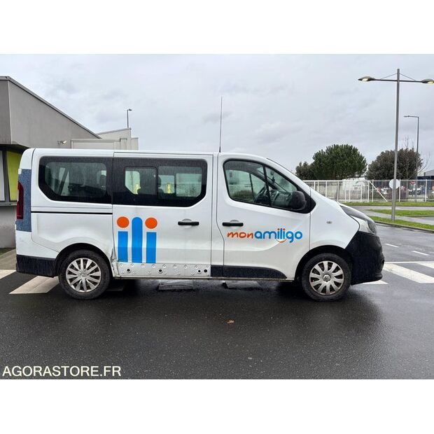 2015 Renault Trafic-45353842