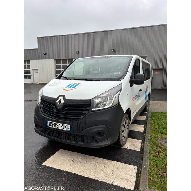 2015 Renault Trafic-45353843