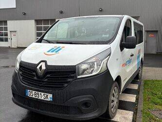 2015-renault-trafic-1414061-45353843