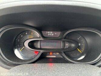 2015-renault-trafic-1414061-45353848