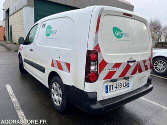 2015-peugeot-partner-1414064-45353864