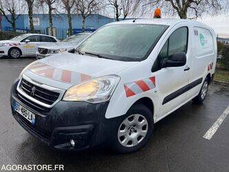 2015-peugeot-partner-1414064-45353867
