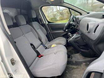 2015-peugeot-partner-1414064-45353898