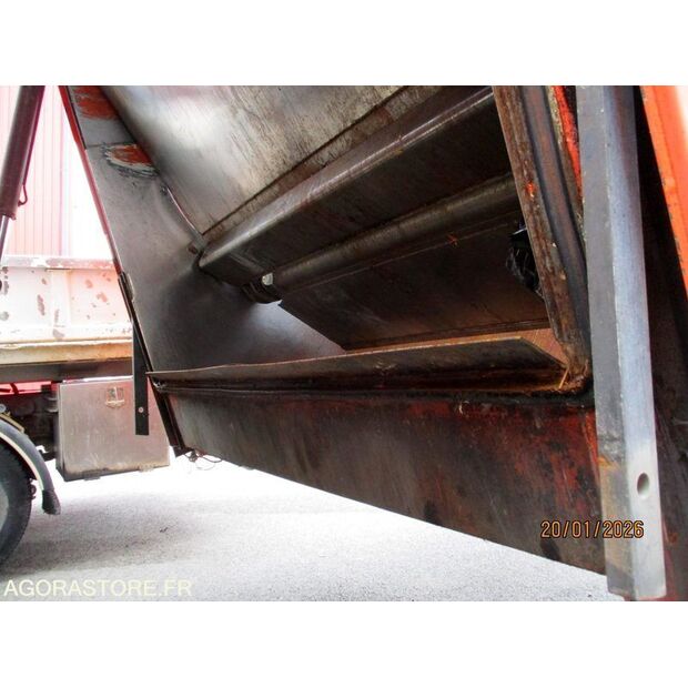 2011 مرسيدس بنز 1829-45354135