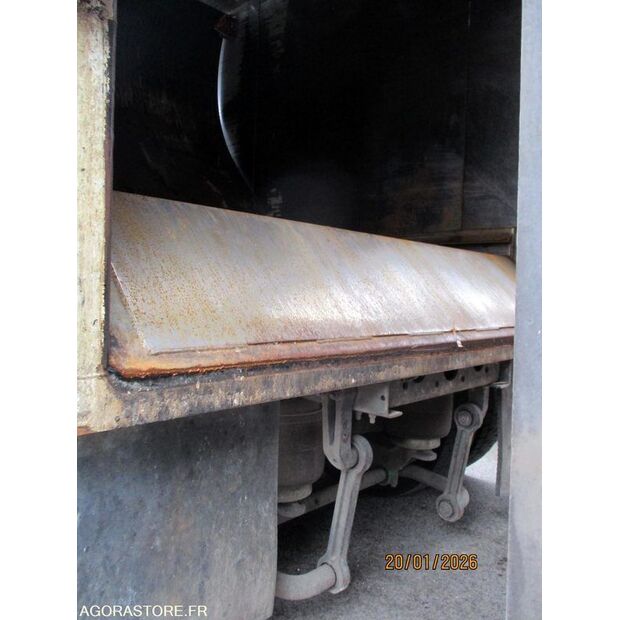 2011 مرسيدس بنز 1829-45354136