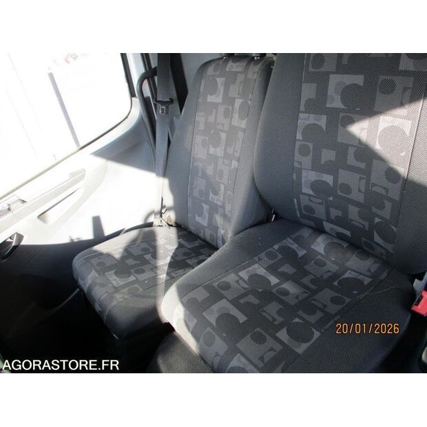 2011 مرسيدس بنز 1829-45354138