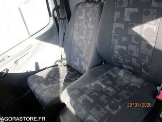 2011-mercedes-benz-1829-1414090-45354138