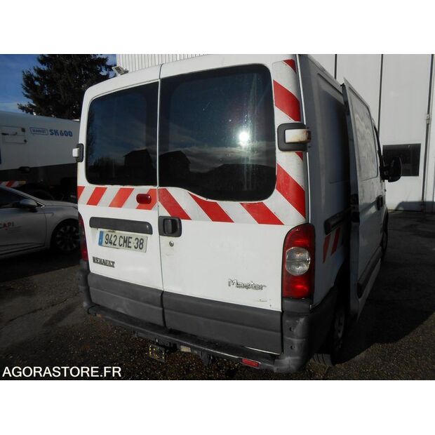 2005 رينو Master-45354179