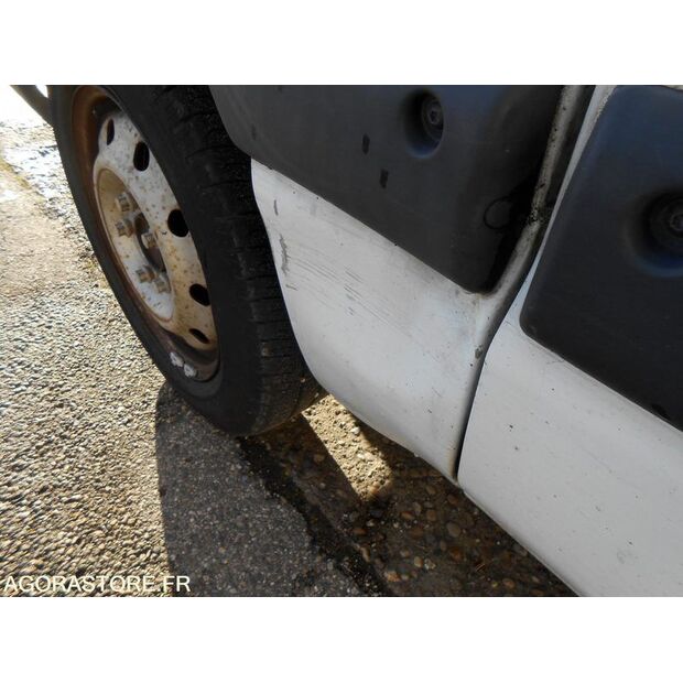 2005 رينو Master-45354183