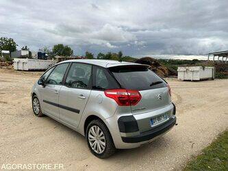 2007-citroen-c4-1414104-45354287