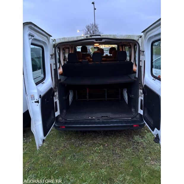 2015 Renault Trafic-45354405