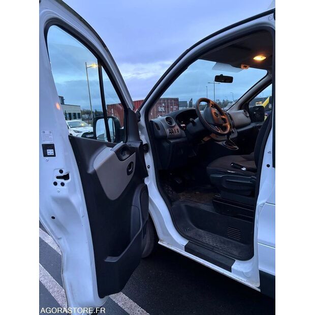 2015 Renault Trafic-45354406