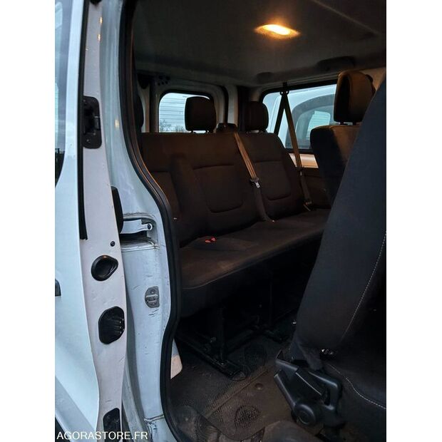 2015 Renault Trafic-45354409