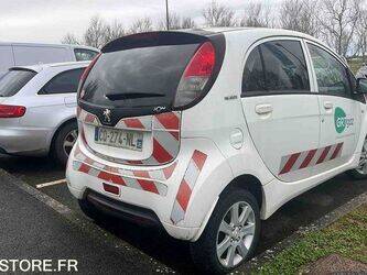 2013-peugeot-ion-45354526