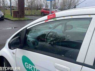 2013-peugeot-ion-45354544