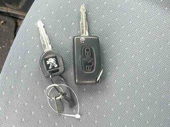 2013-peugeot-ion-45354550