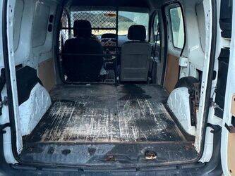2008-renault-kangoo-1414129-45354571