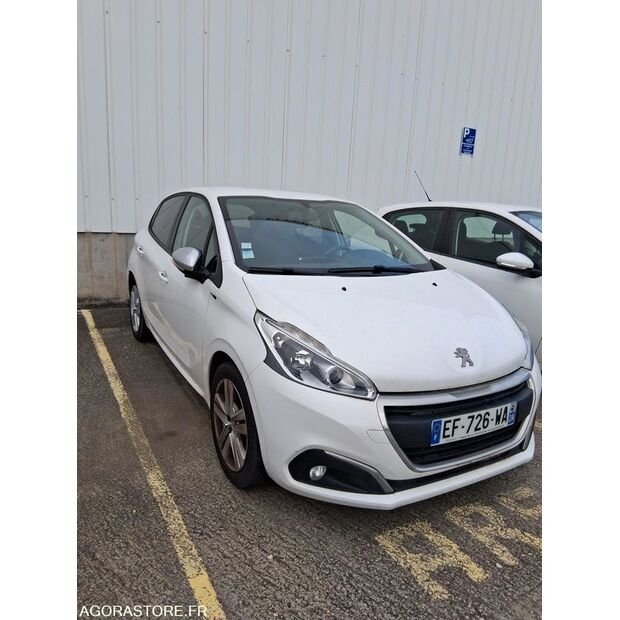 2016 Peugeot 208-45354628