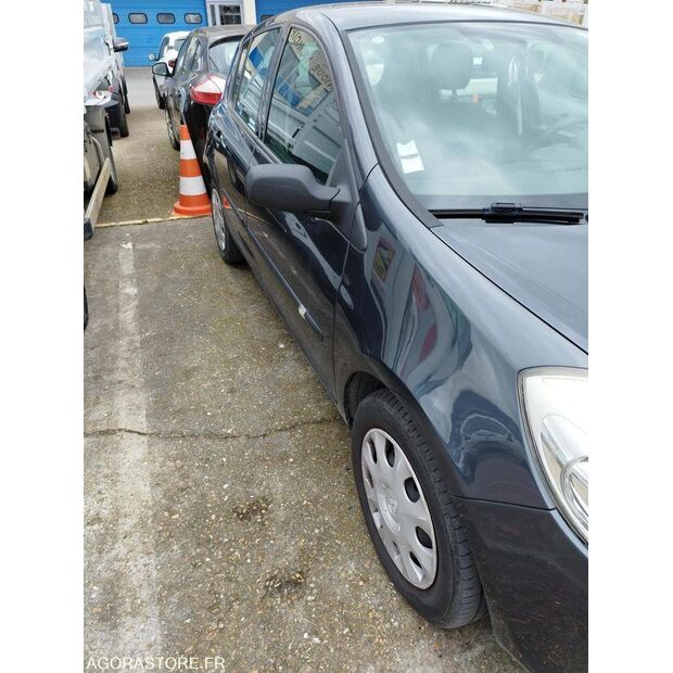 2008 Renault Clio-45354675