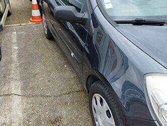 2008-renault-clio-1414144-45354675