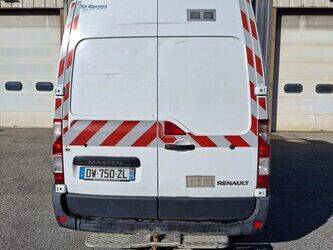 2015-renault-master-1413431-45354688