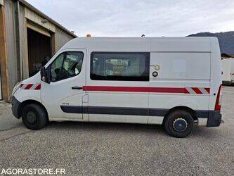 2015-renault-master-1413431-45354689