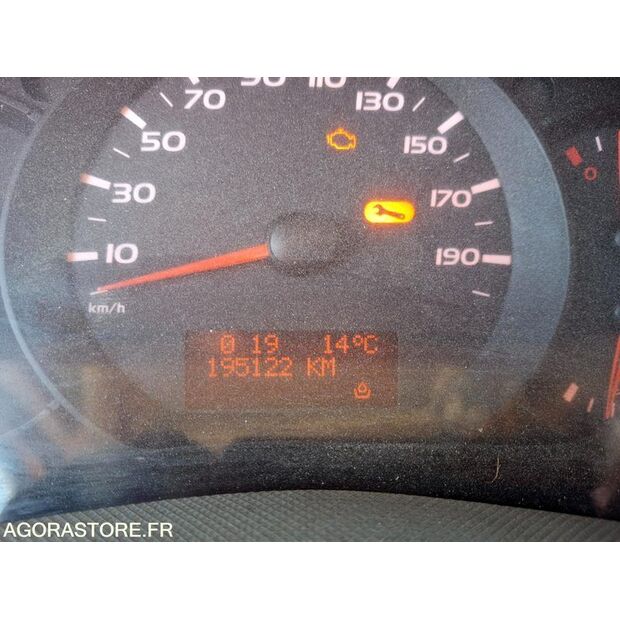 2015 رينو Master-45354697