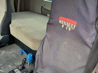 2009-renault-premium-1412646-45354742