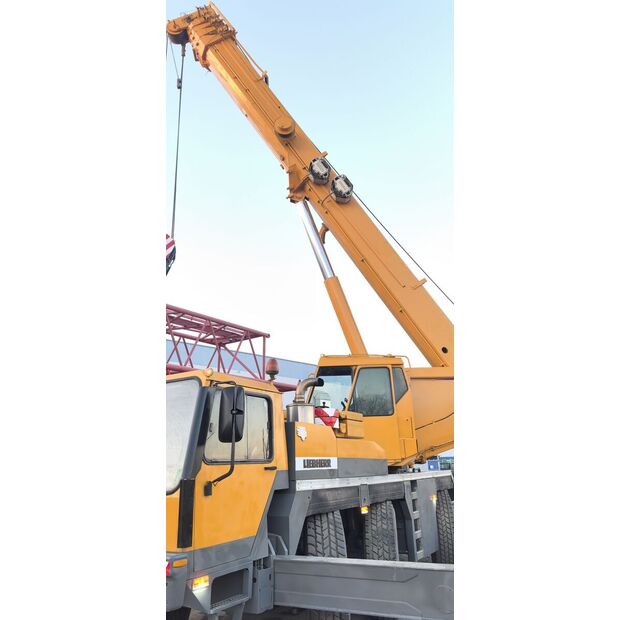 1999 ليبهير LTM1050-45354769