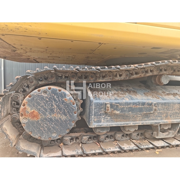 2021 Komatsu PC400-8R-45354807