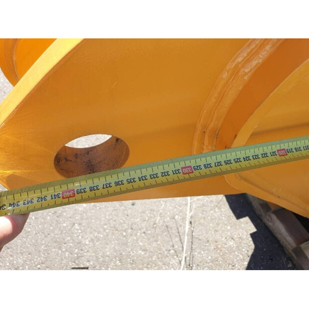 Hyundai R160-45354982