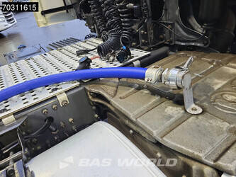 2016-volvo-fh500-1414160-45355372