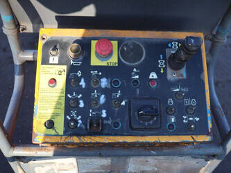 2001-genie-z-34-22-1414165-45355545