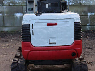 2005-takeuchi-tb016-1414167-45355596