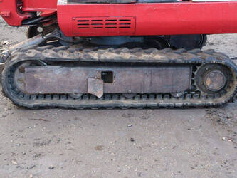 2005-takeuchi-tb016-1414167-45355609