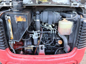 2005-takeuchi-tb016-1414167-45355612