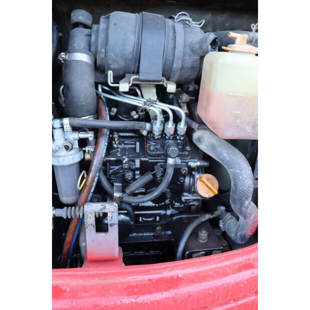 2005 تاكوتشي TB016-45355613