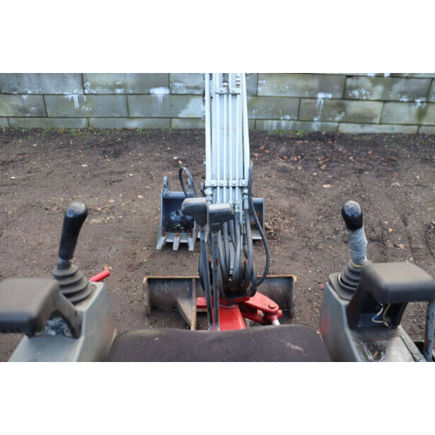 2005 تاكوتشي TB016-45355614