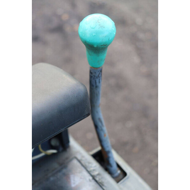 2005 تاكوتشي TB016-45355619