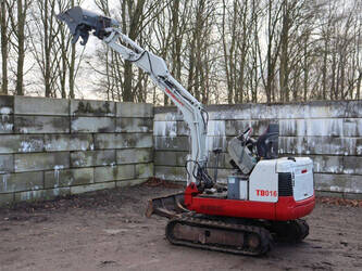 2005-takeuchi-tb016-1414167-45355624