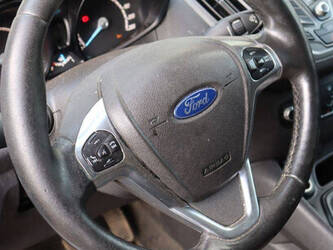 ford-transit-courier-1414173-45355836