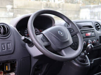 2017-renault-master-1414174-45355880