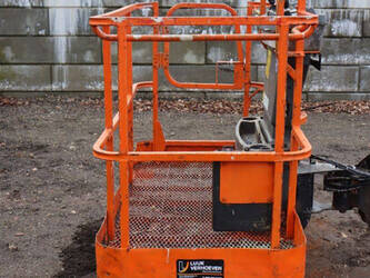 2013-jlg-660sj-1414176-45355964